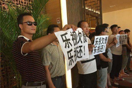 霍啸林要账:一场关于诚信与法理的较量 霍啸林要账:一场关于诚信与法理的较量